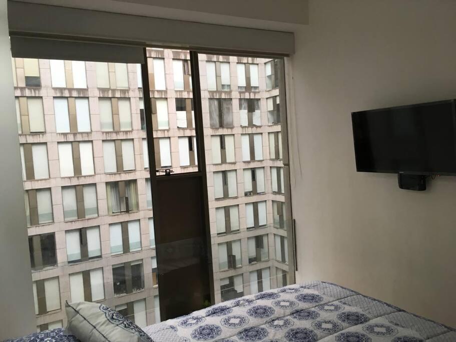 Interior, Silencioso, Vigilancia P8, 1r, 1b, 810 Mexico City